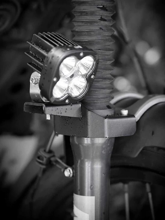 LCB-INT FOGLIGHT MOUNT-MOTOR CYC ACC