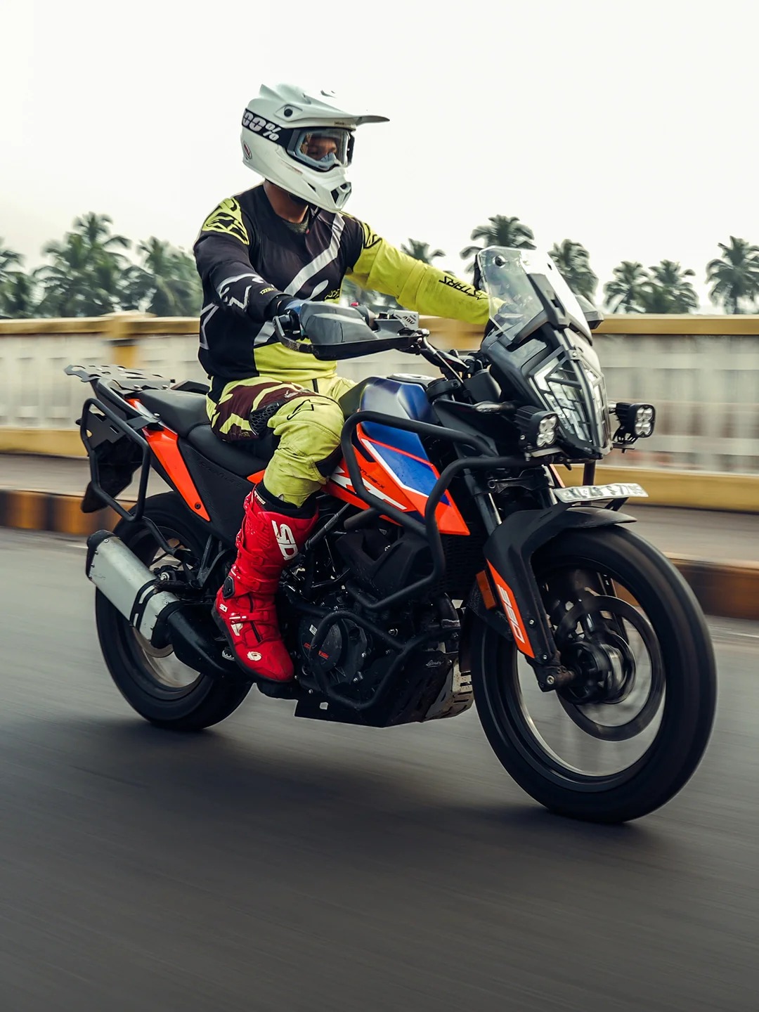 LCB-ADV 390 CASUS SADDLE STAY-MOTOR CYC ACC