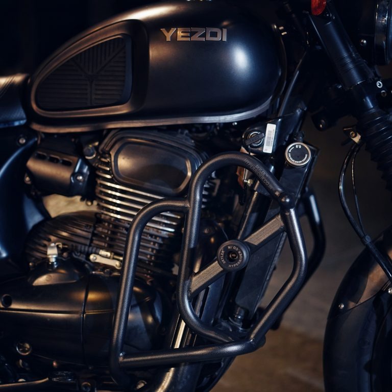 MC-YEZDI ROADSTER CRASH GUARD-MOTOR CYC ACC-BLK